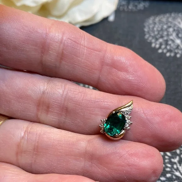 Emerald Green and Gold 10k & Sterling Silver Teardrop Pendant - Picture 3 of 5